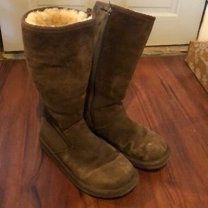 Tall brown uggs